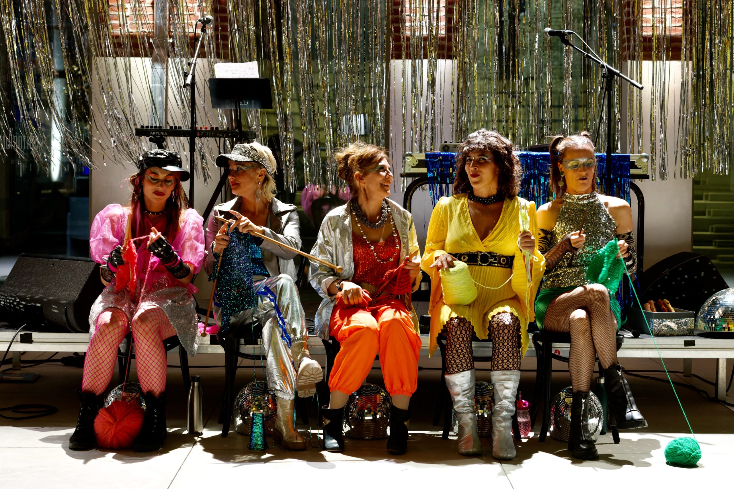 Dancing Queens (Love-band & Pascale Seys)